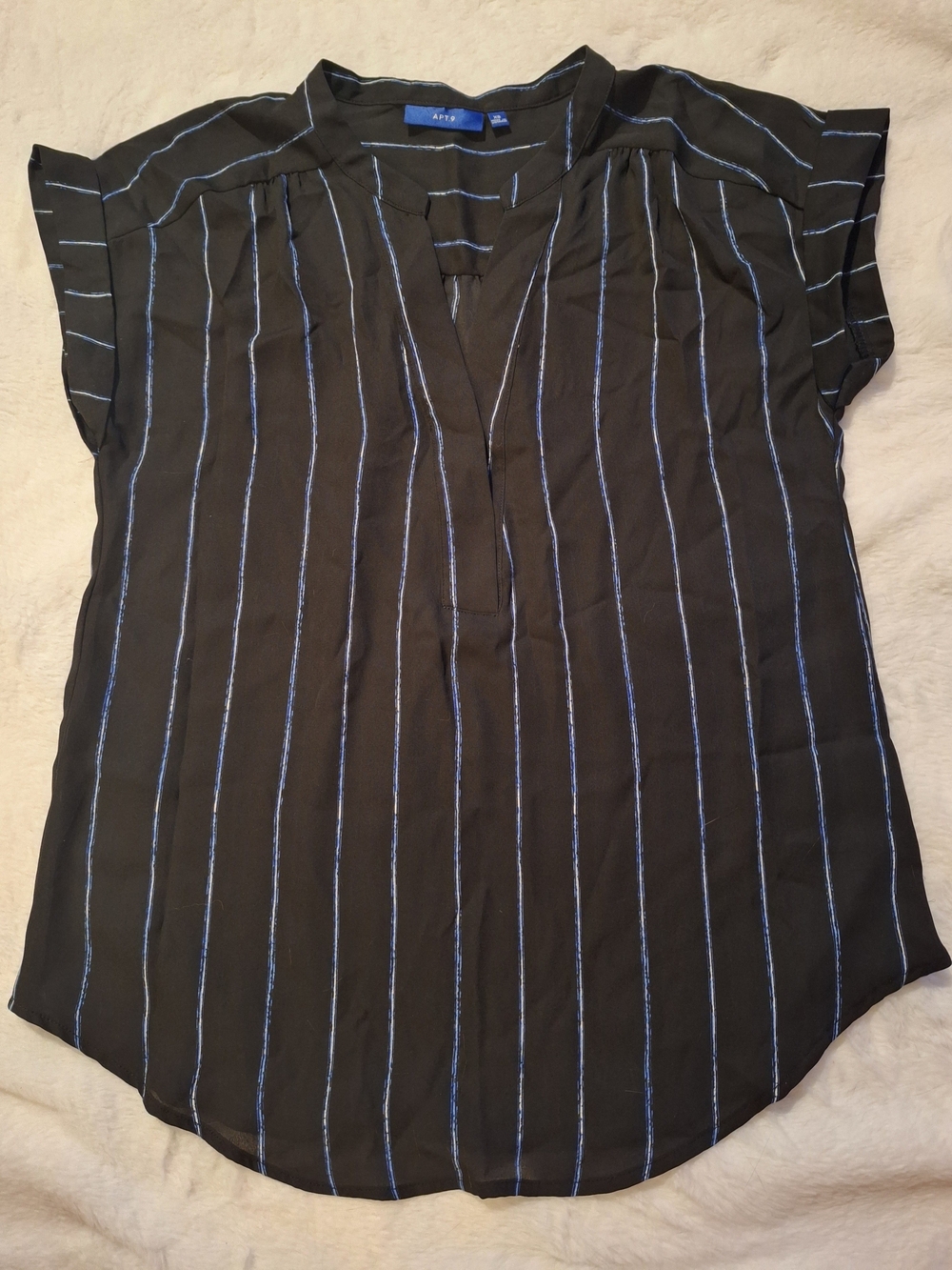 Apt. 9 Black Short-Sleeve Button Down Shirt with Blue Pinstripes